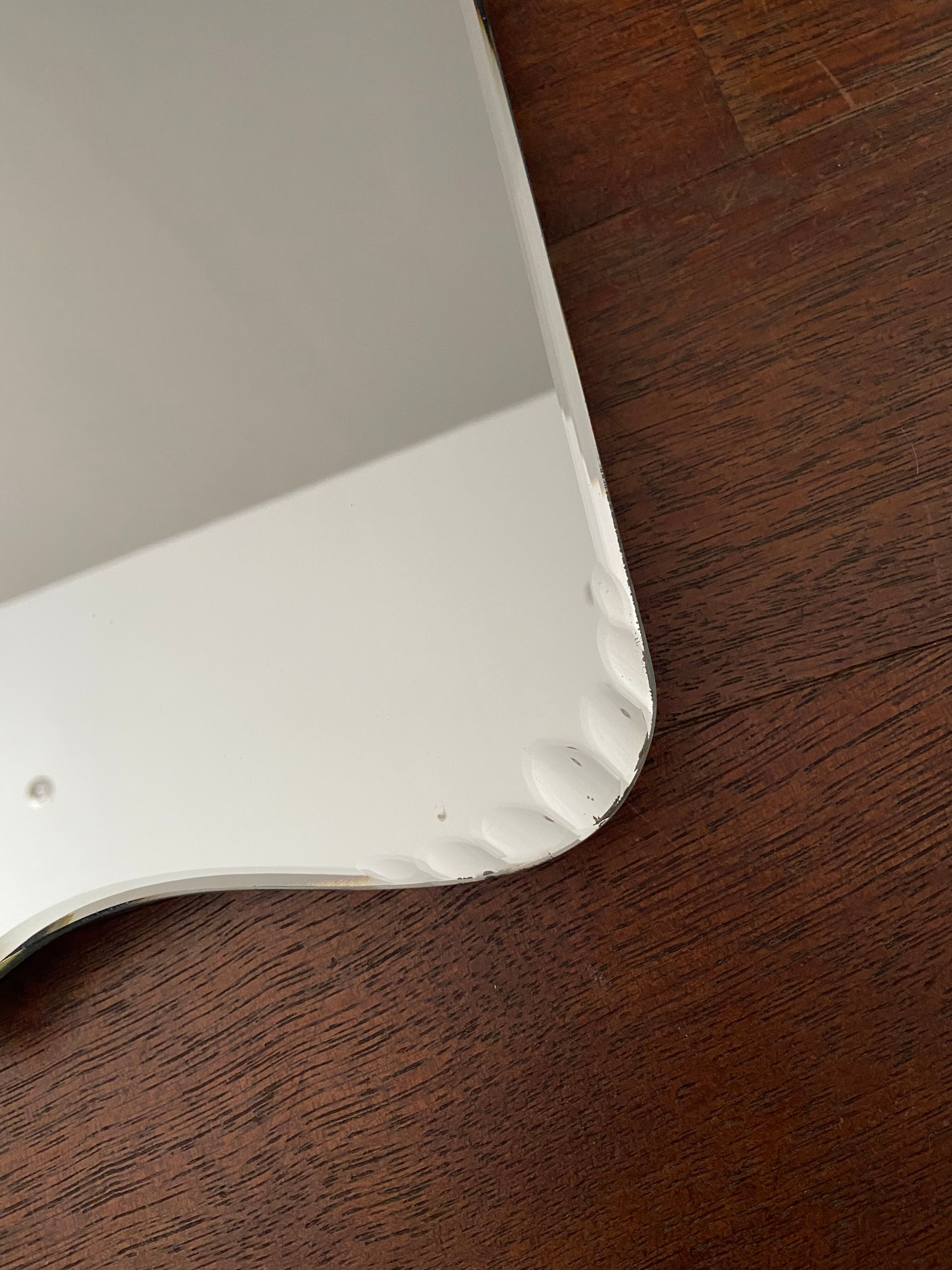Beveled mirror