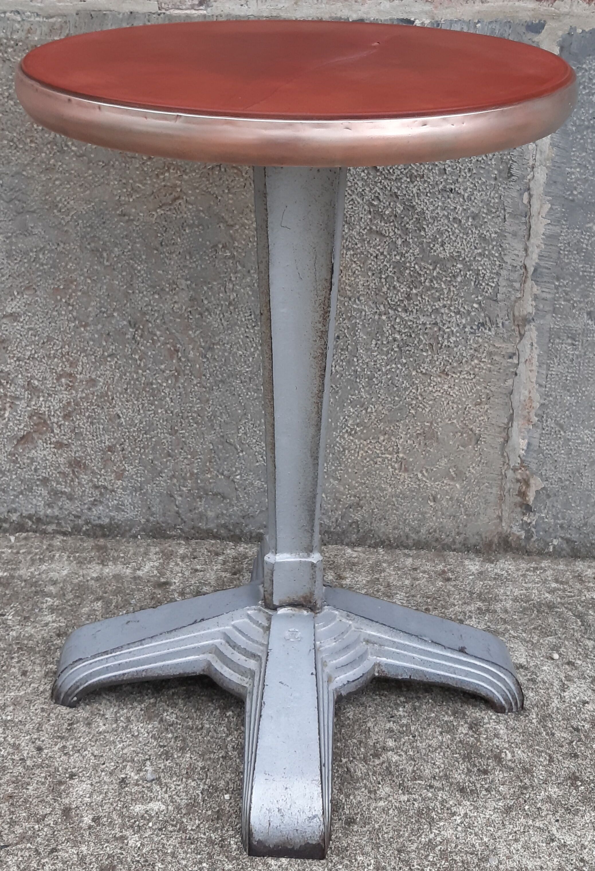 Fischel bistro pedestal table