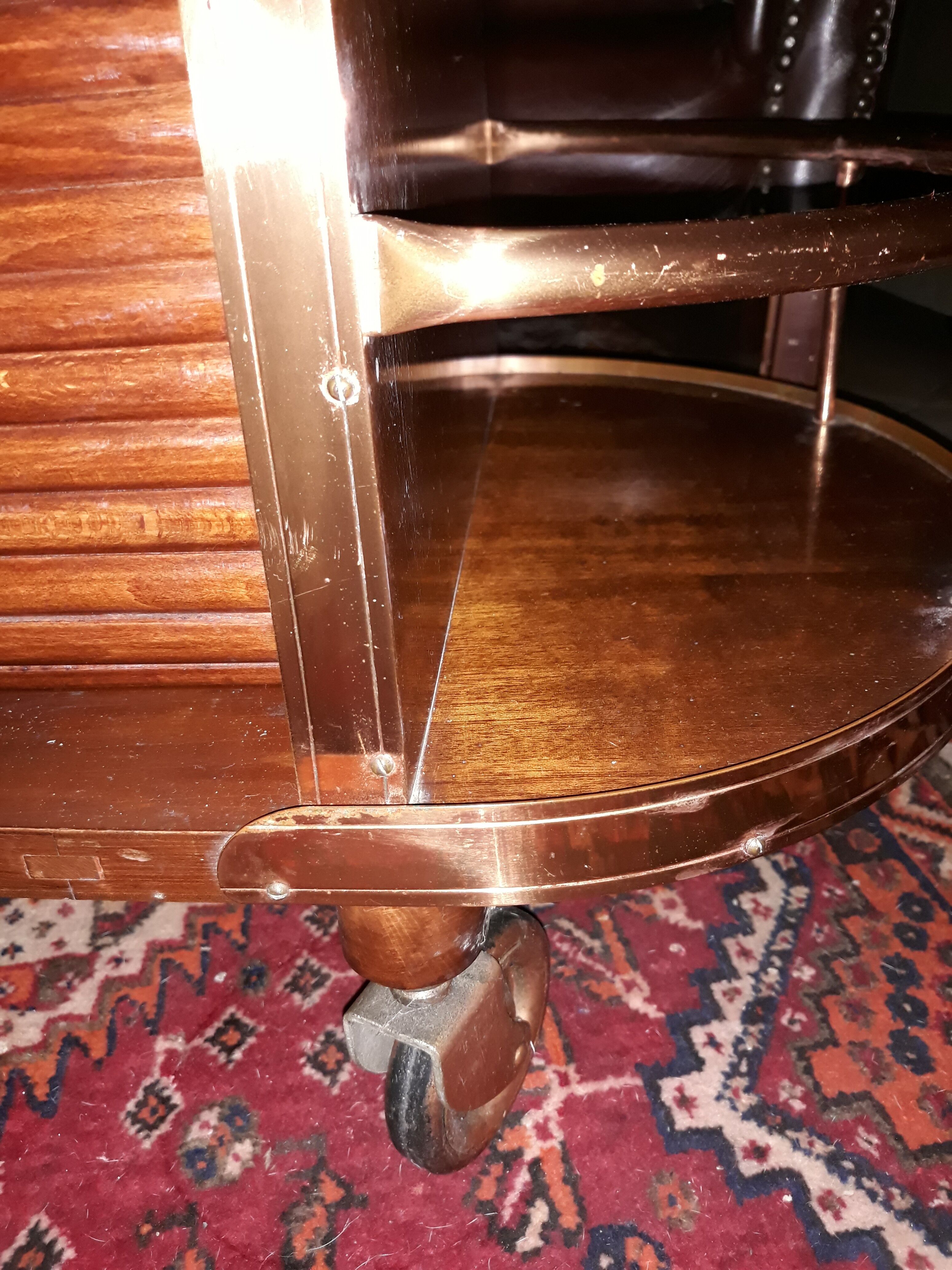 Serving bar rolling vintage