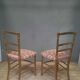 Paire de chaise capitonnée en bois doré