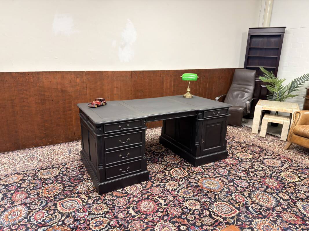 Classic English Black Chesterfield Desk
