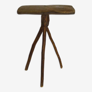 Tabouret de traite tripode, art paysan Ariège, France XIXe siècle