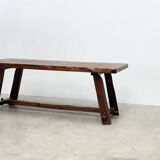 Dining table by Aranjou