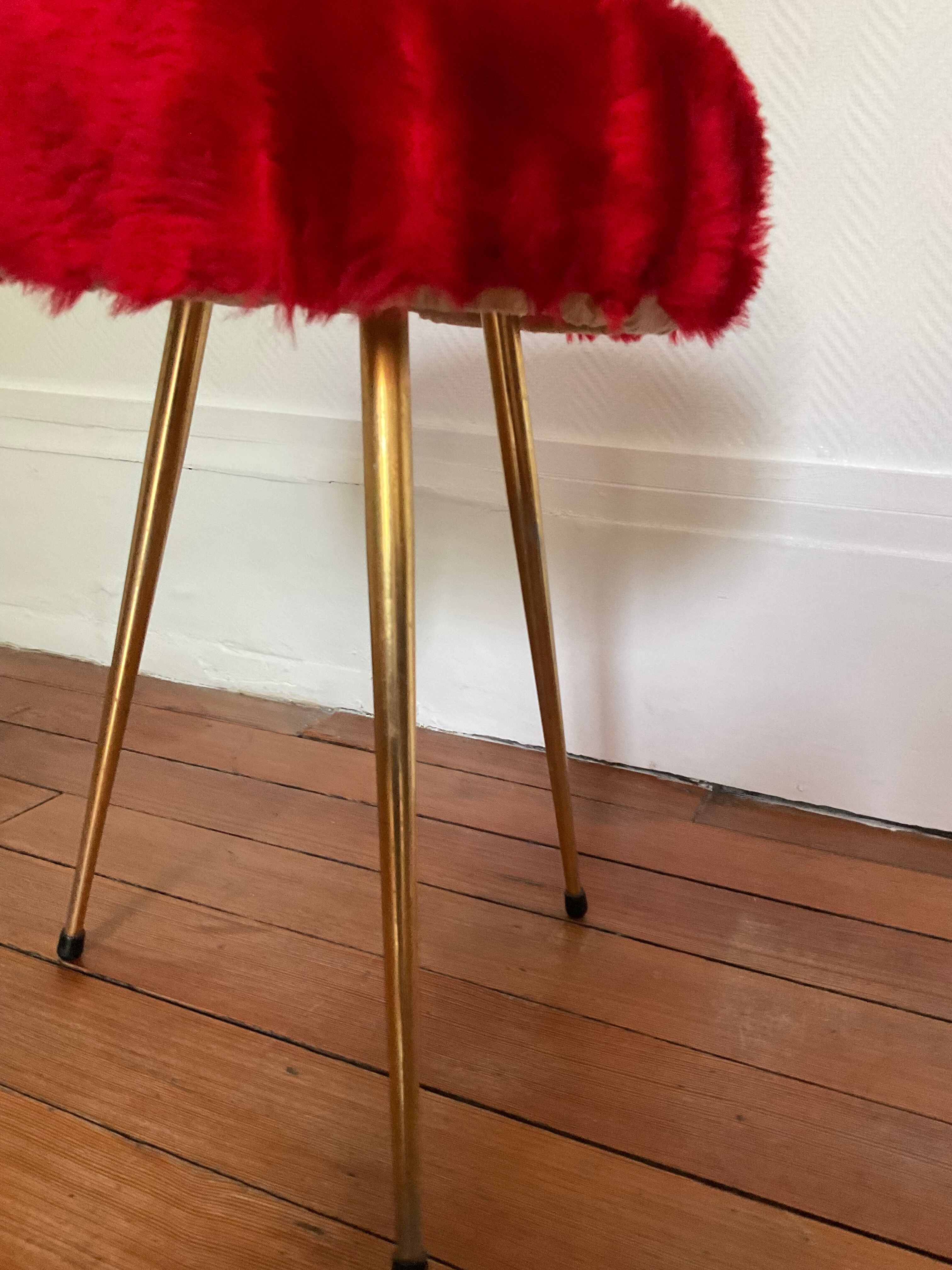 Moumoute tripod stool