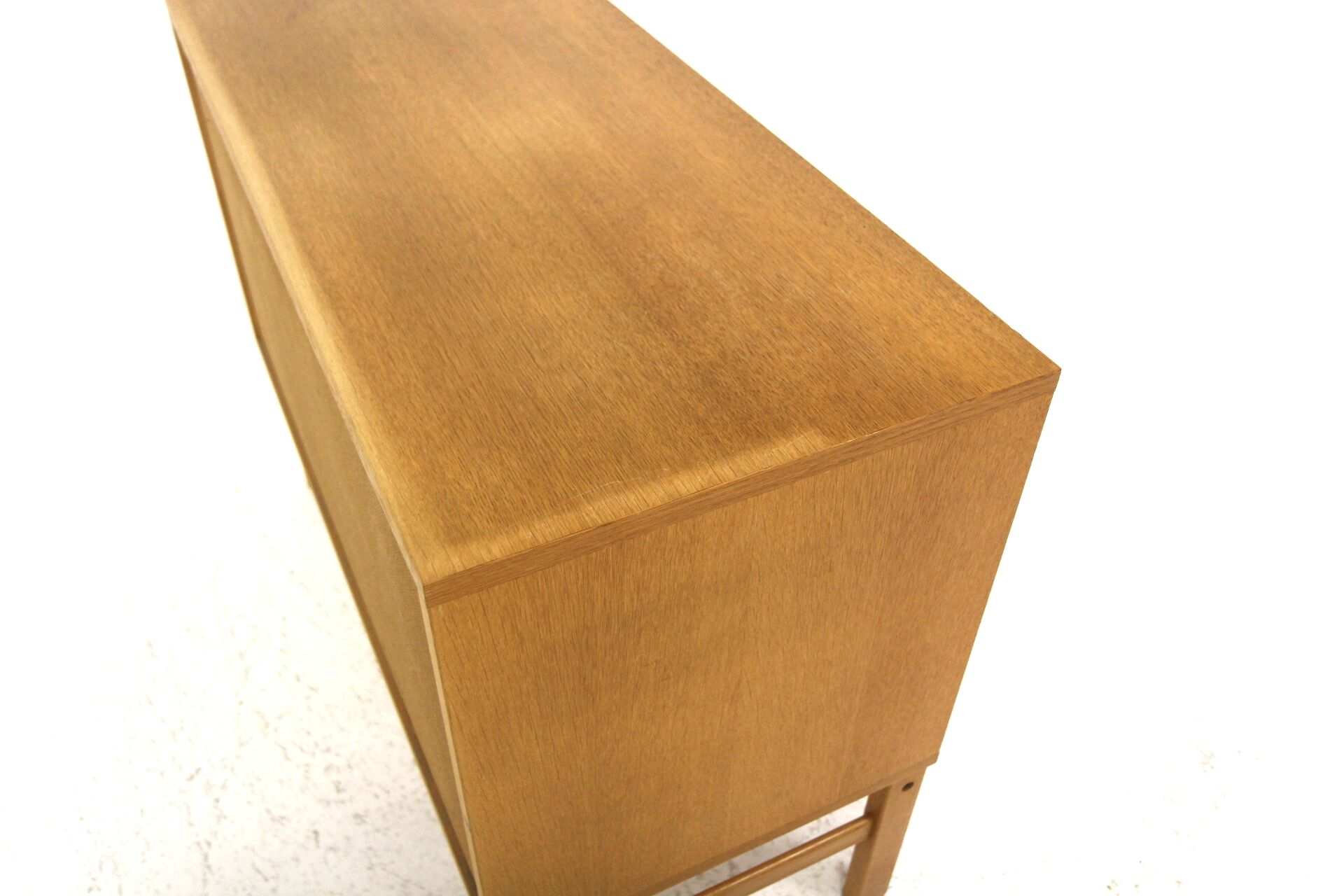 Commode scandinave en chêne, Suède, 1960