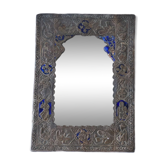 Miroir perse en feuille d'argent repoussé, 22x16 cm