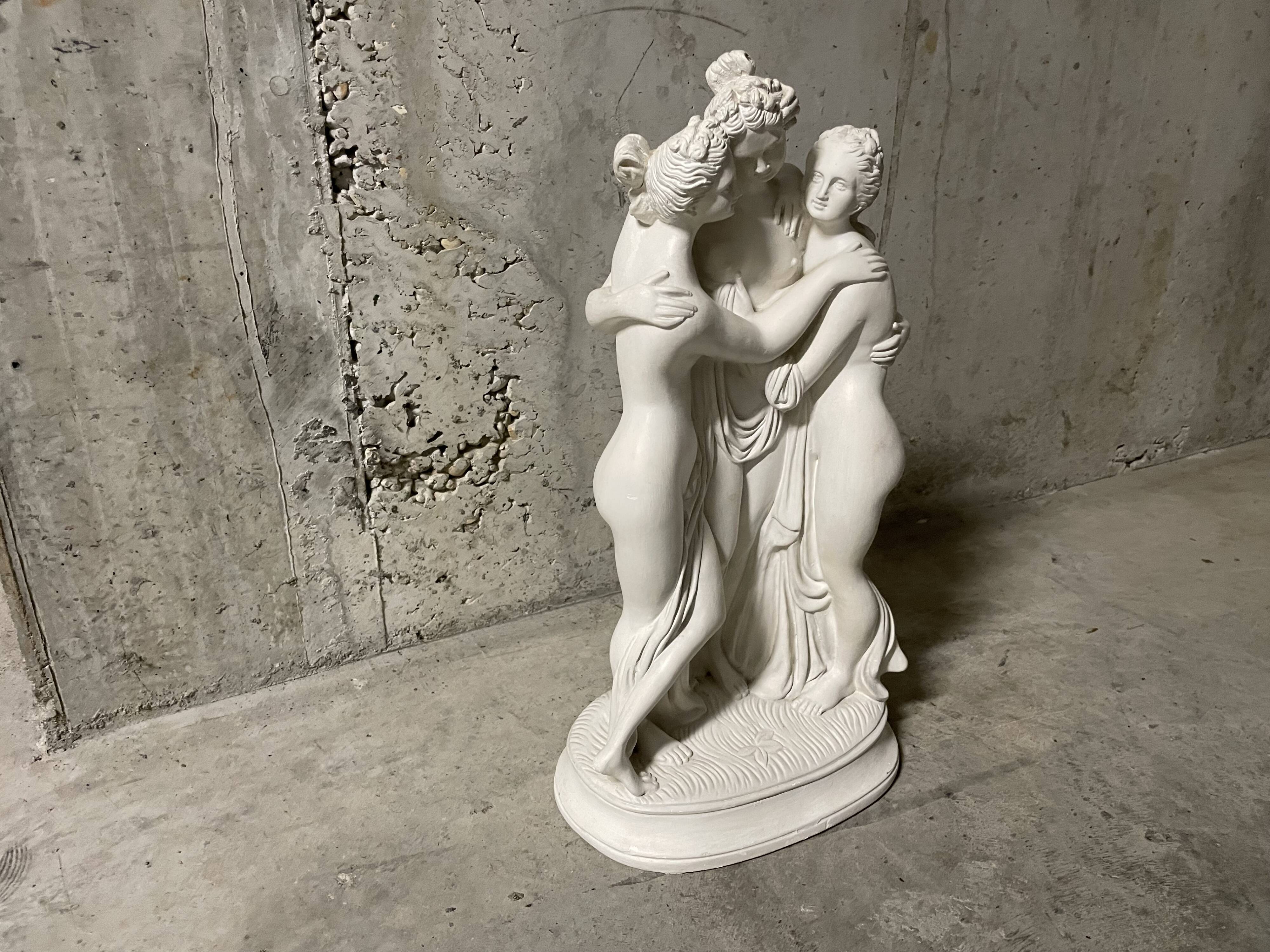 Plaster statue “The 3 Graces”