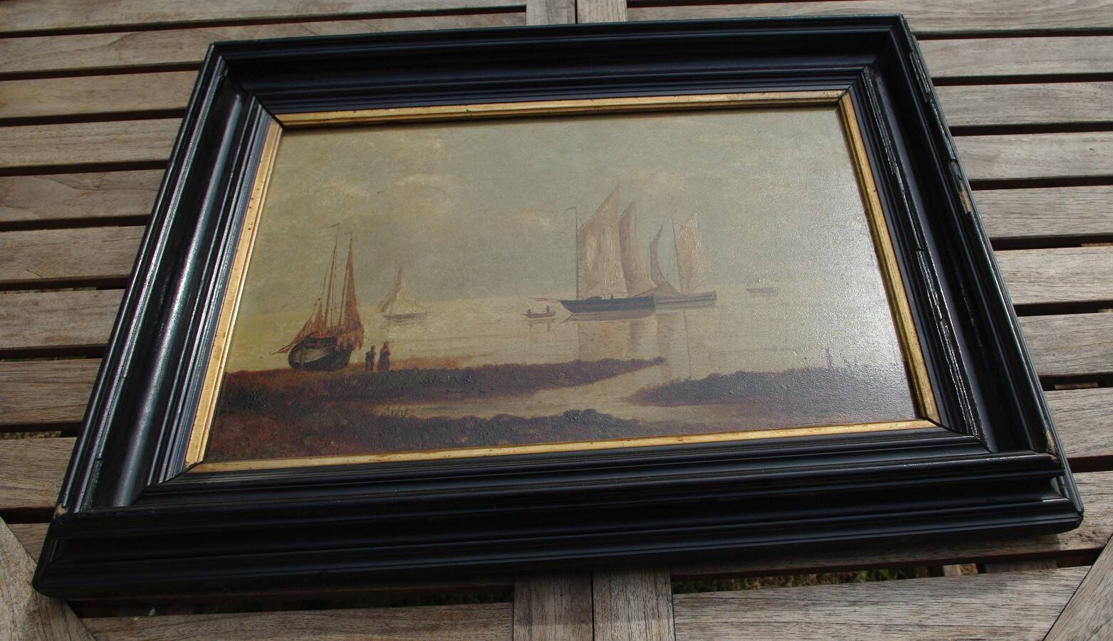 Marine Table