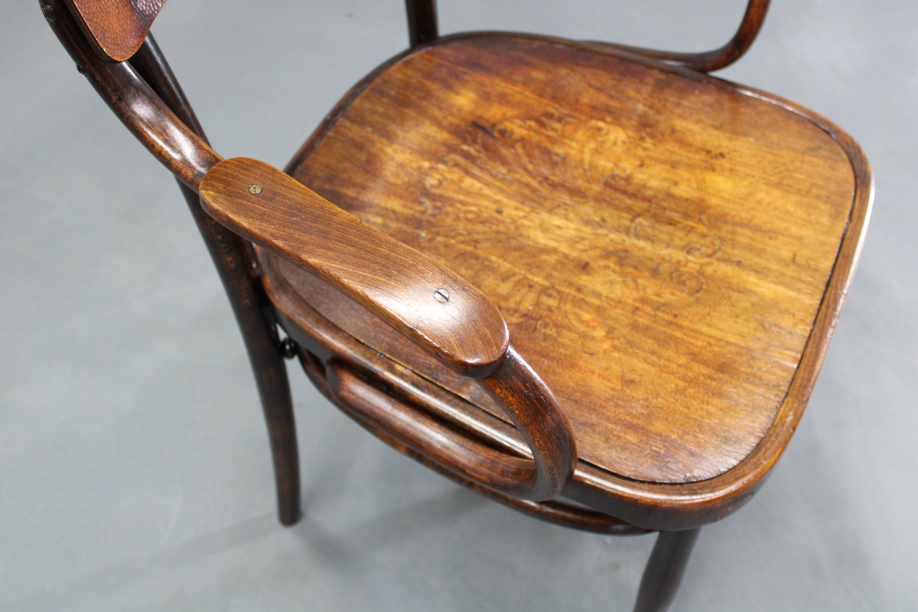1940s Thonet beech chair no. 57, Czechoslovakia