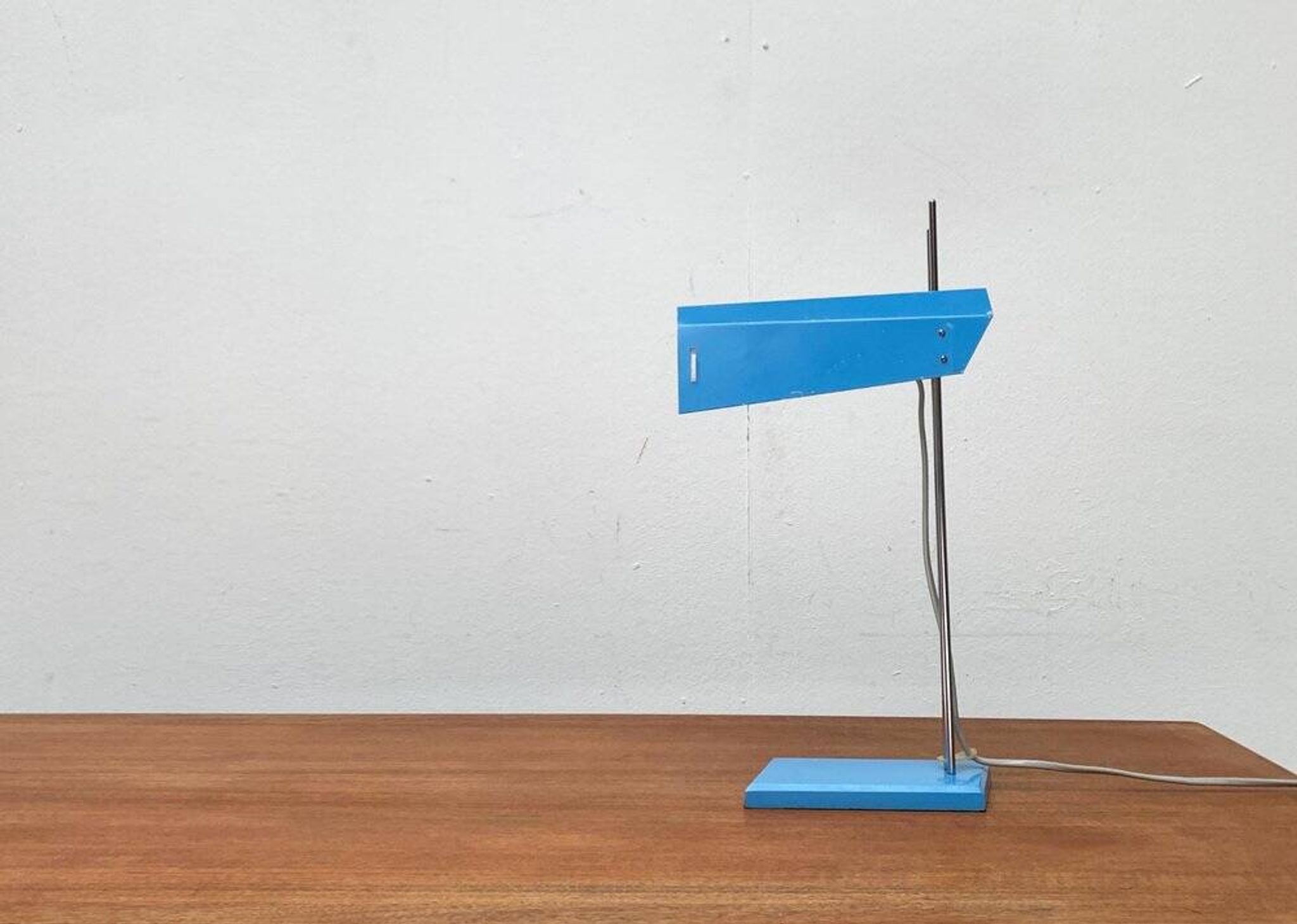 Mid-century minimalist table lamp TYP L 192-1353 by Josef Hurka for Lidokov, 1960s.