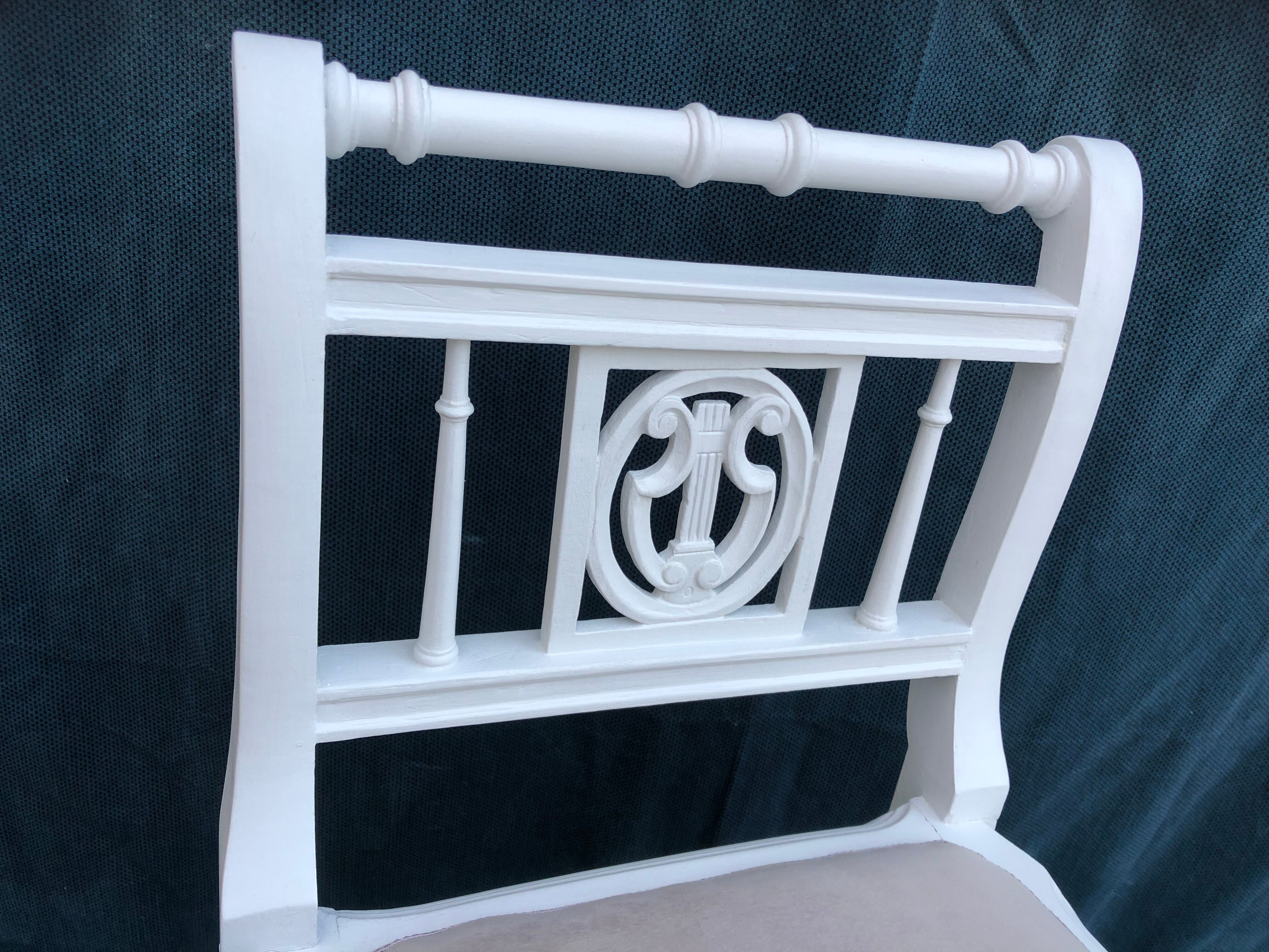 Banquette bout de lit dans l'esprit shabby chic