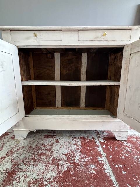 pretty Parisian sideboard with its white patina
