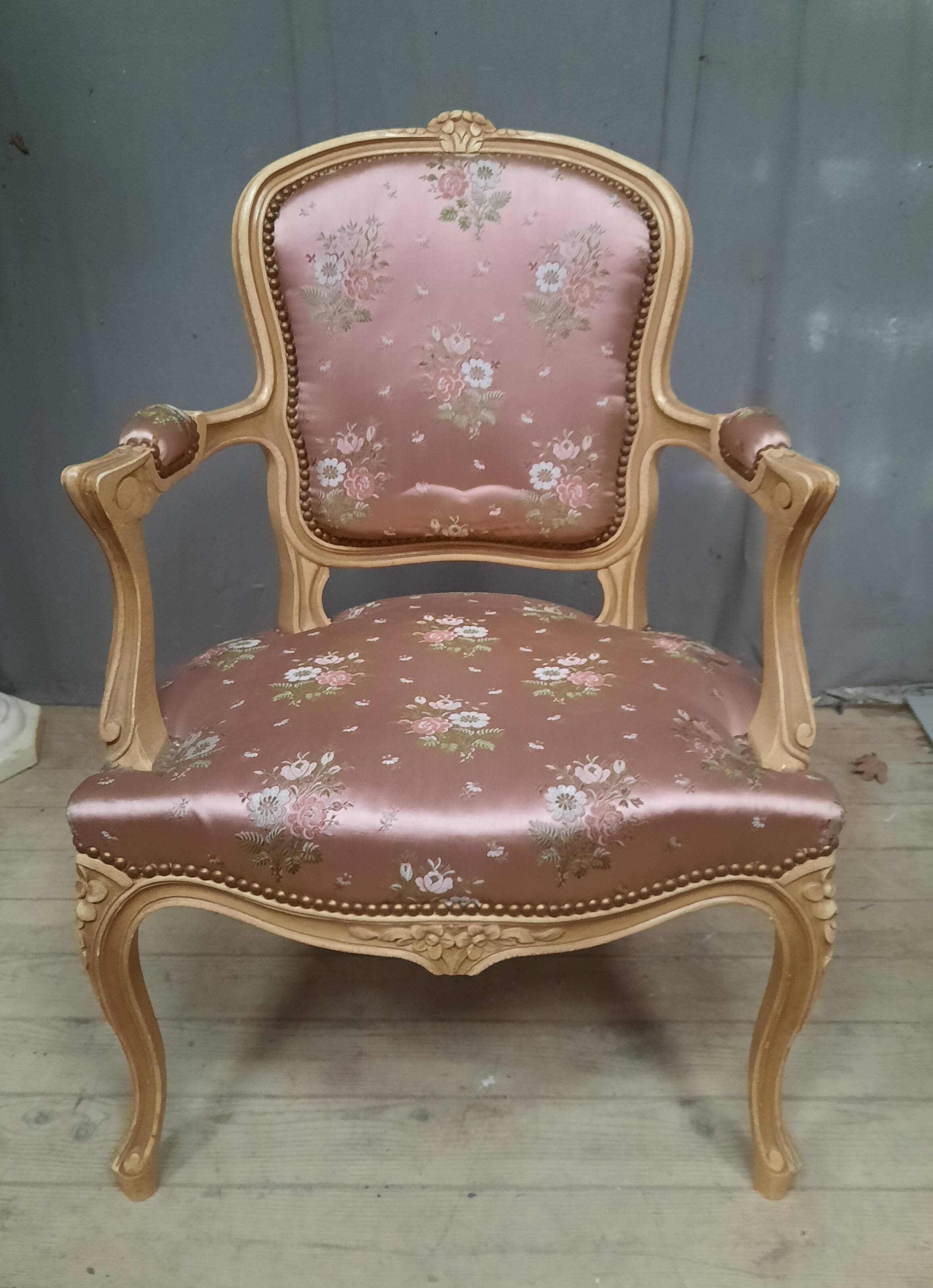 Louis XV style armchair in lacquered wood