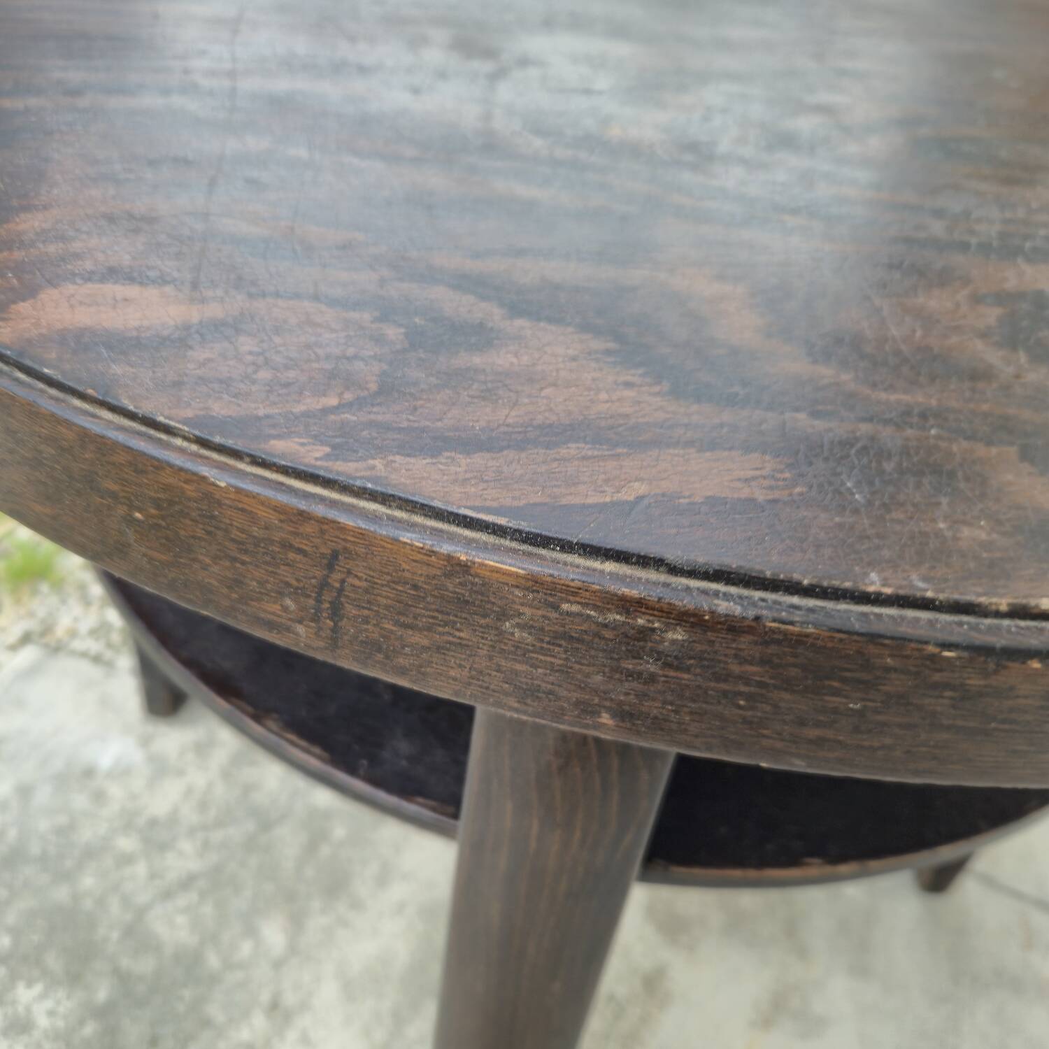 1930s Art Deco Round Coffee Table