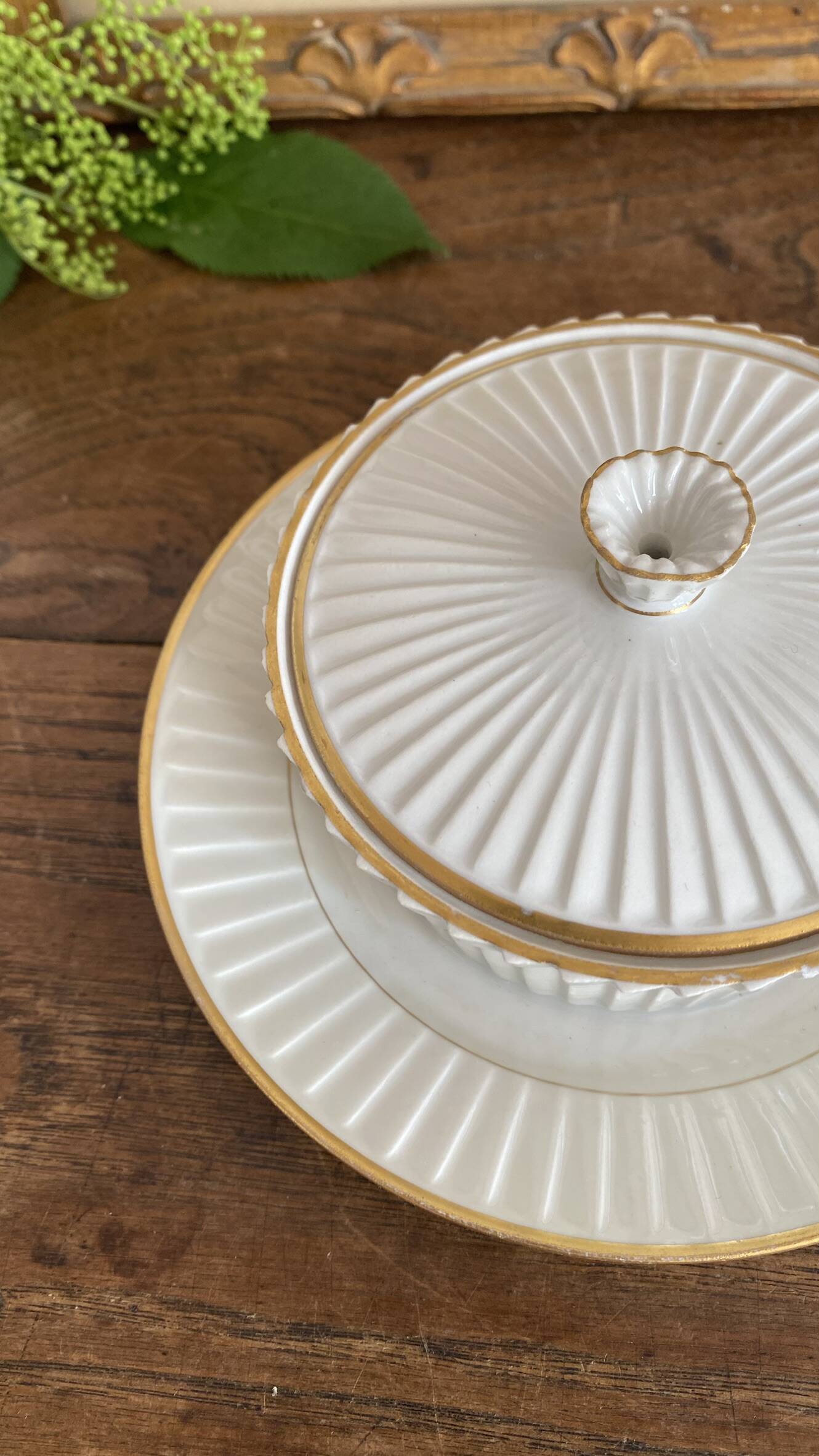 Sucrier en porcelaine fine Mehun