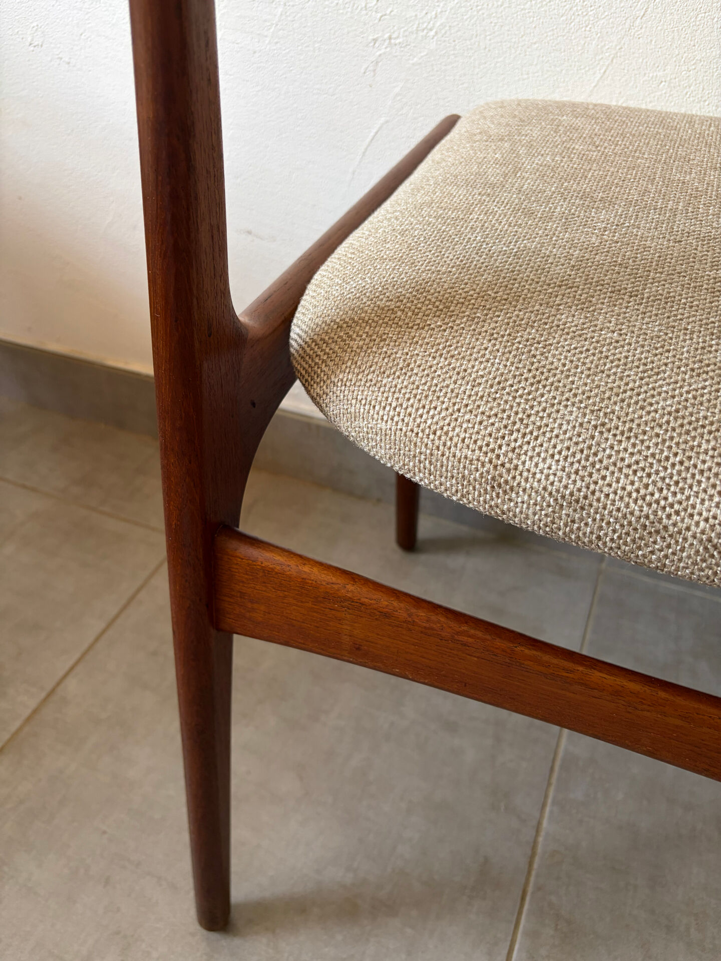4 Scandinavian teak chairs Samcom Andersen Johannes