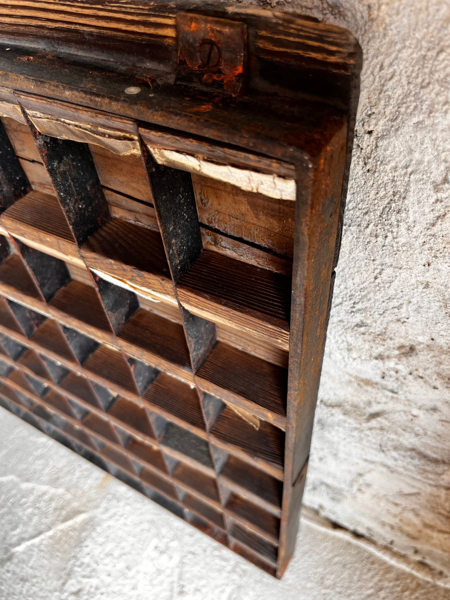 Metal and wood printing locker