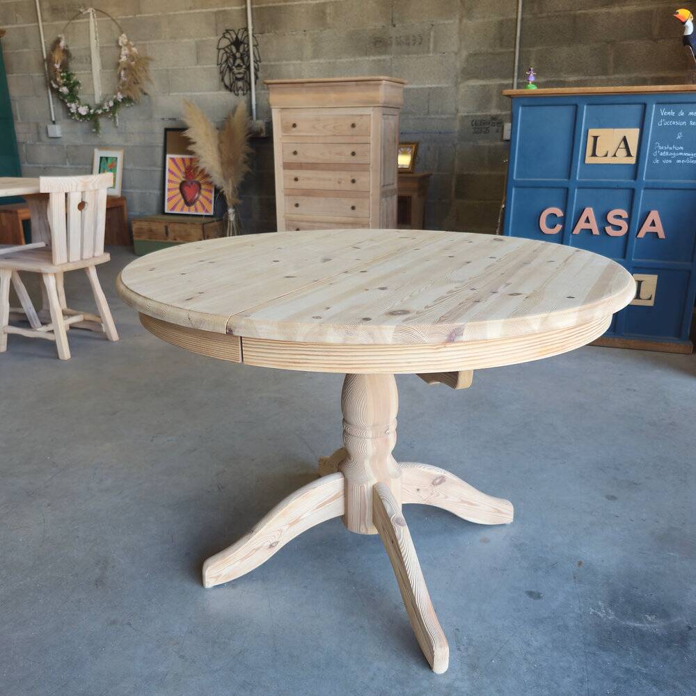 Round table in solid pine – sandblasted – with extension
