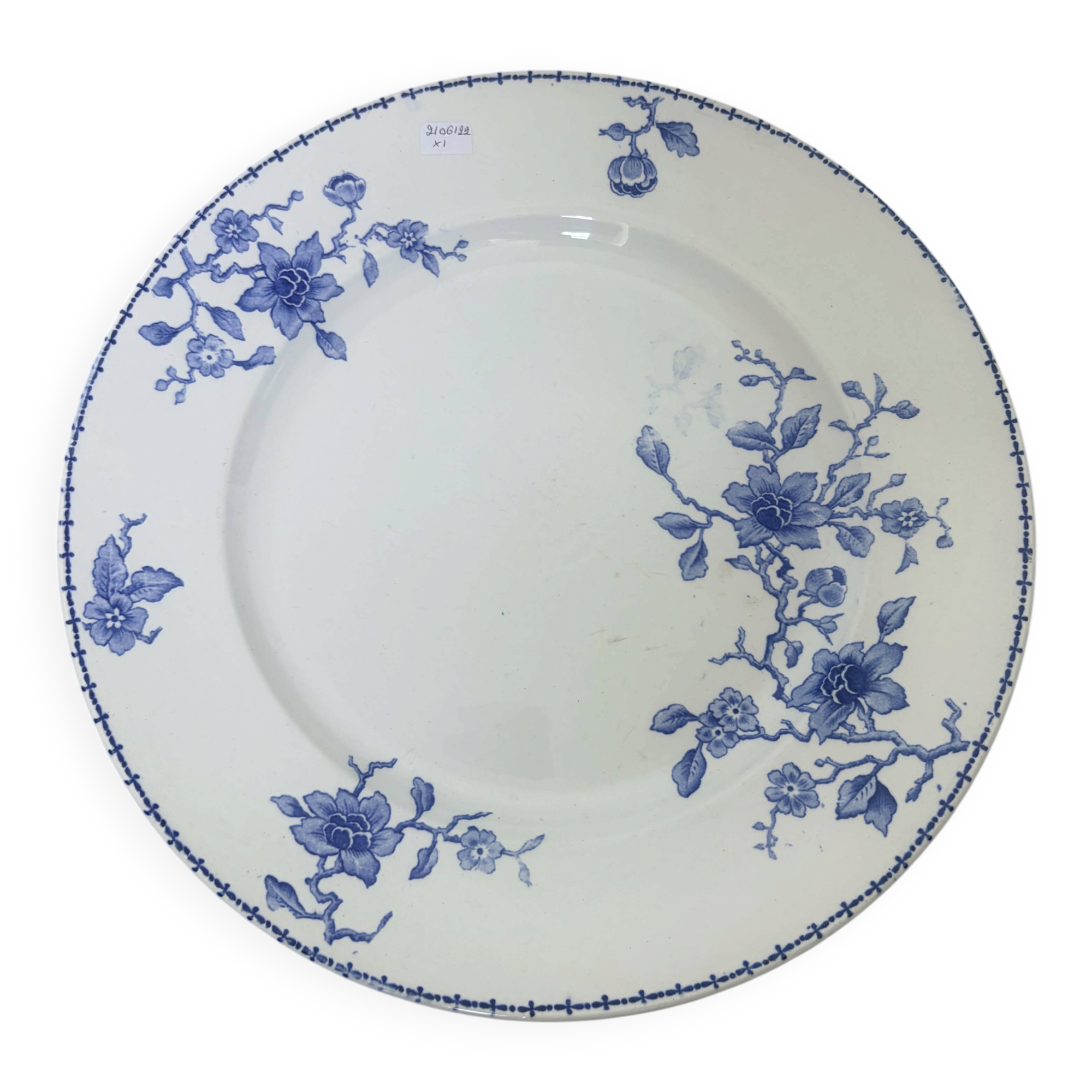 1 round serving dish vintage K and G Luneville Dutch model 2106122