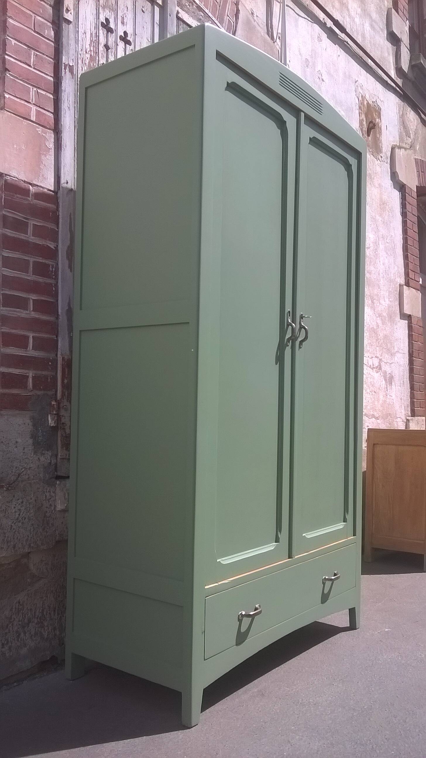 Parisian wardrobe from the 50s