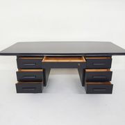 Bureau exécutif en bois noir, années 1960