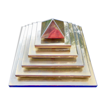 Applique murale ou plafonnier pyramidal, moderniste constructiviste