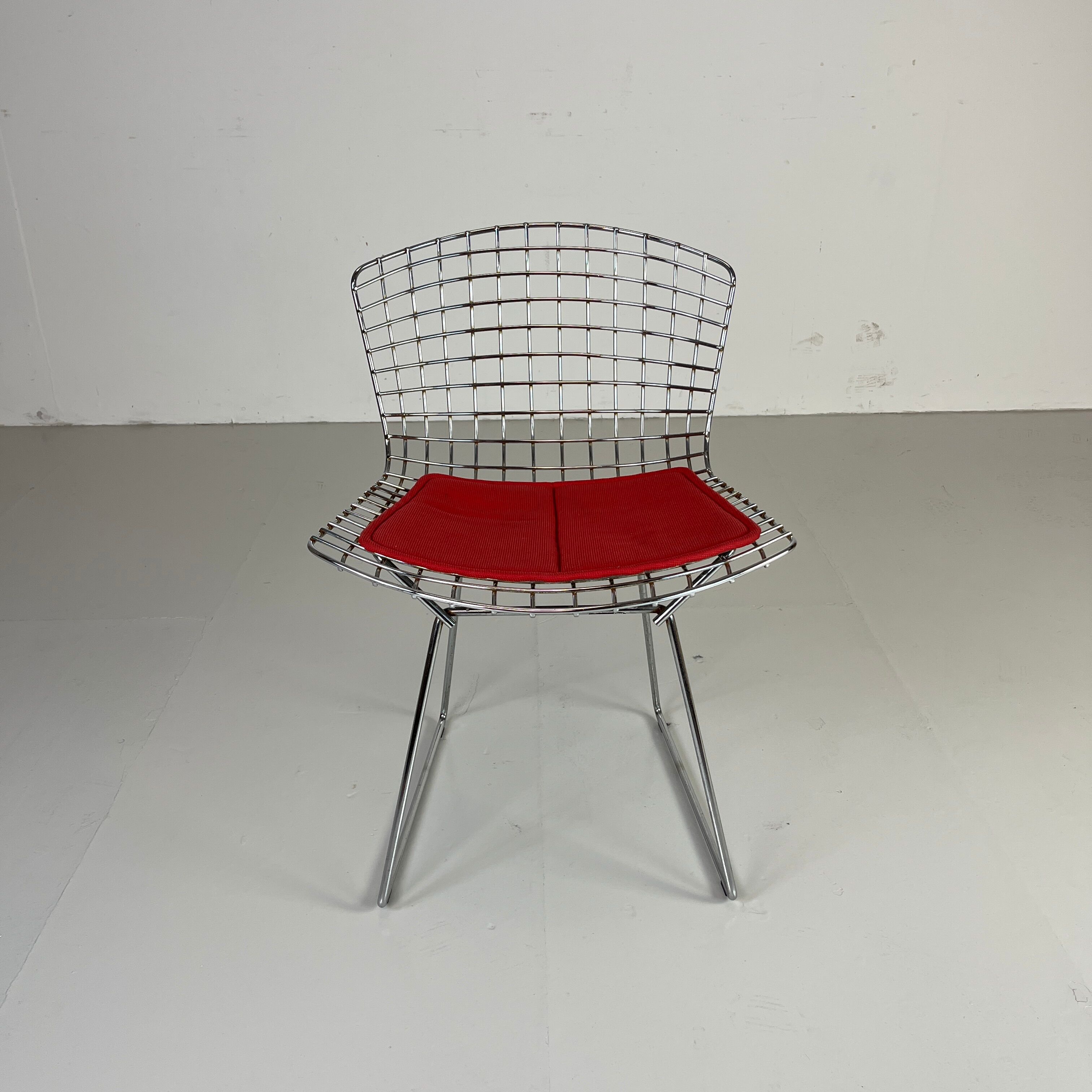 Vintage Bertoia side chair in chrome