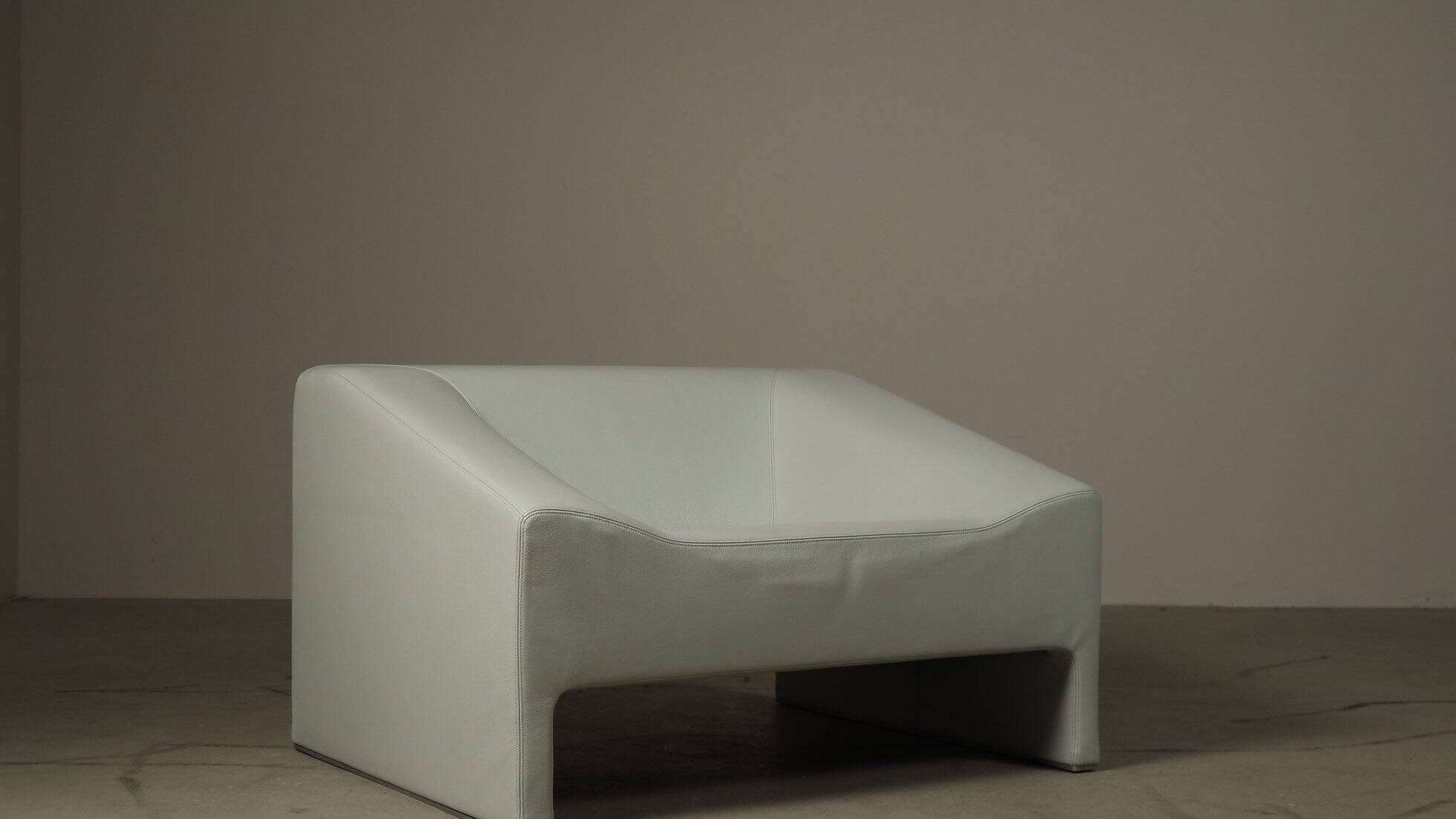 Pair of Malmö leather armchairs by Patricia Urquiola for Moroso, 2002