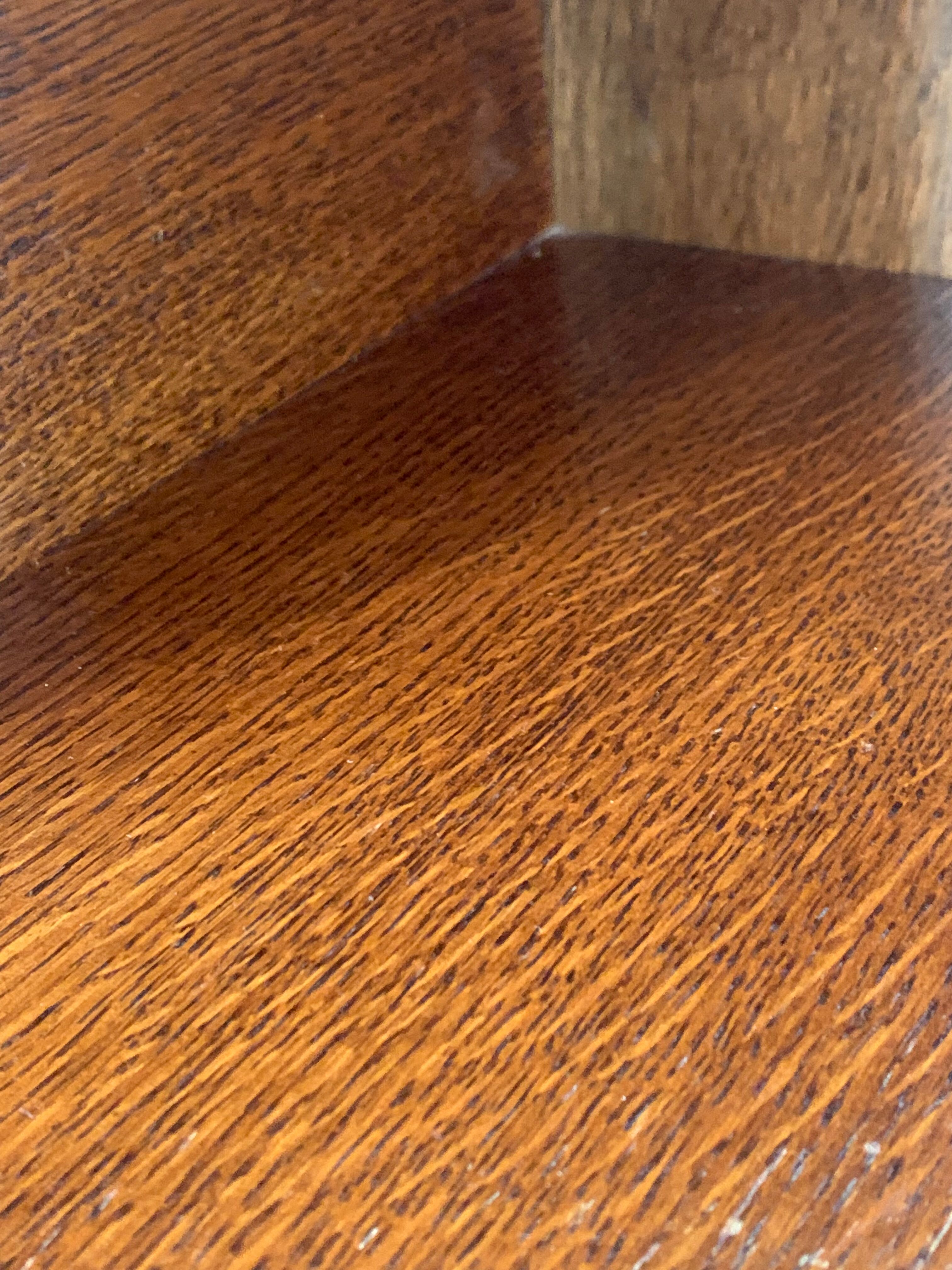 Tripod bedside