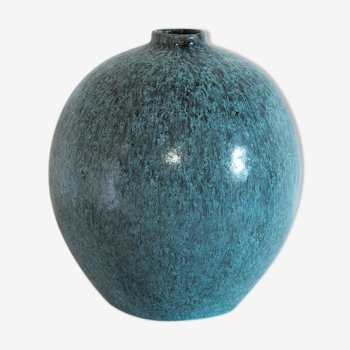 Accolay potter's ball vase