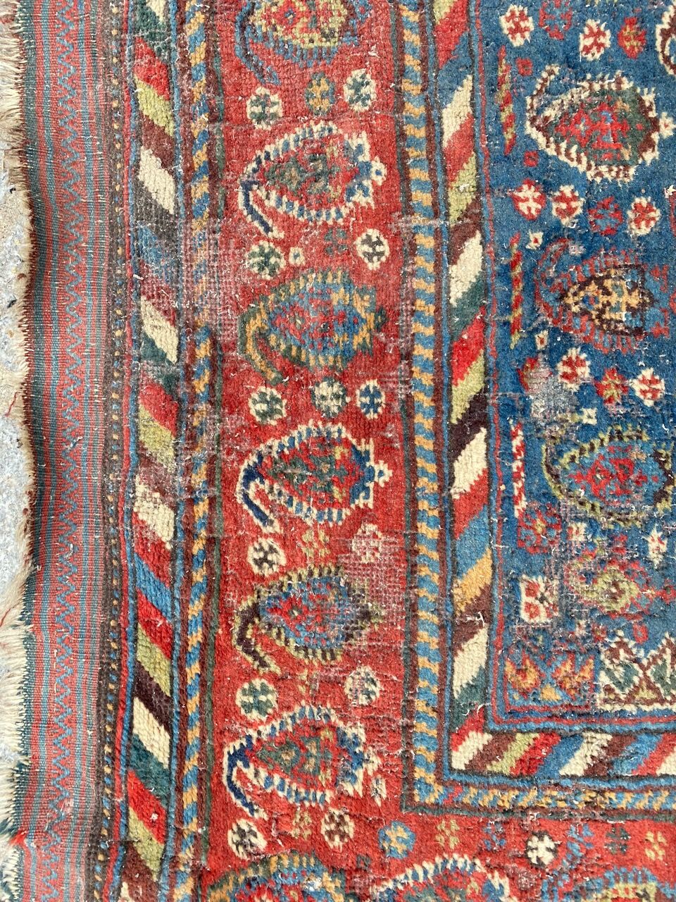 Pretty old Persian carpet of ghashghai handmade 177x328 cm
