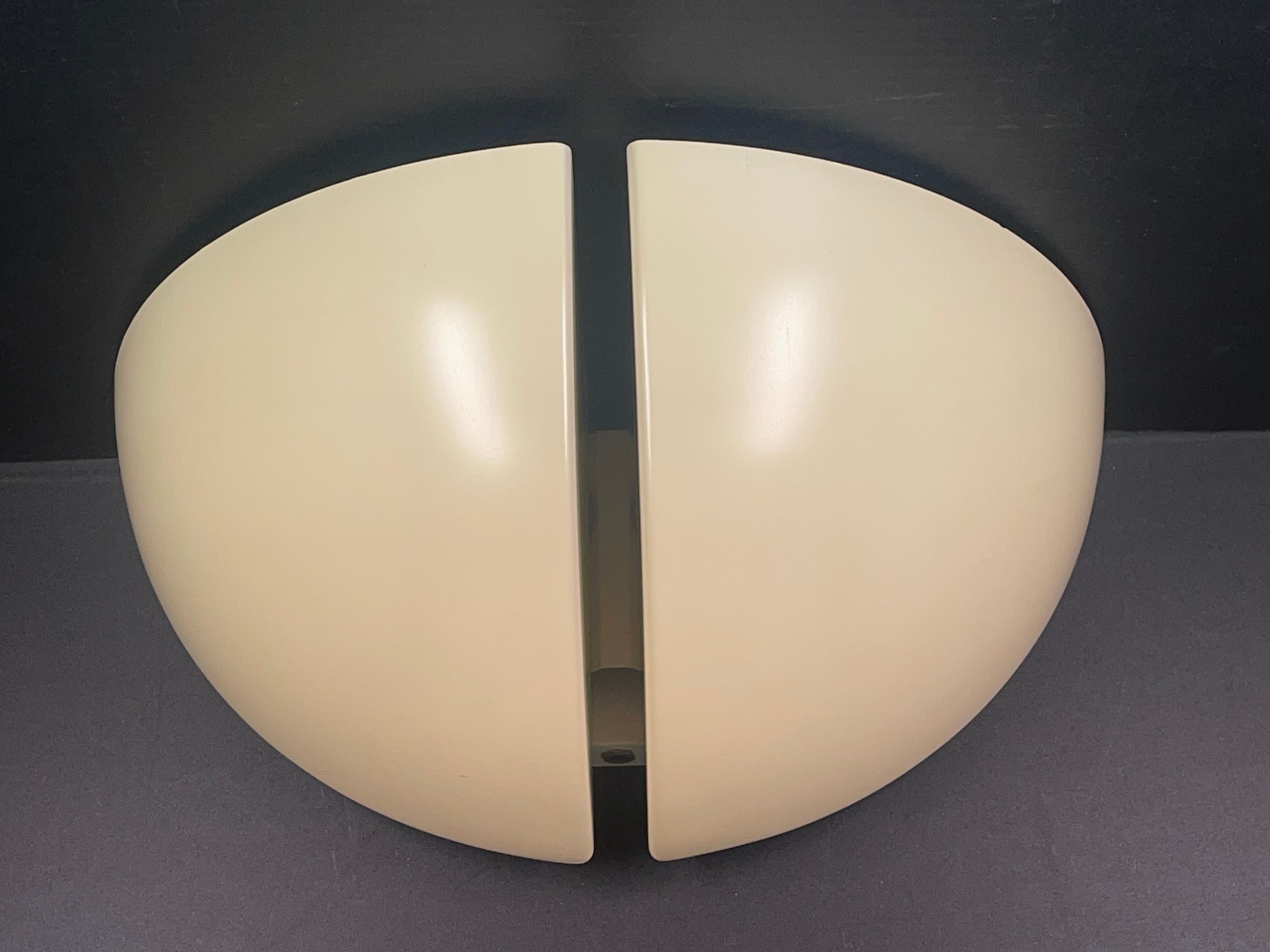 Wall lamp Raak Model Octavo C - 1542 Amsterdam Circa 70 design