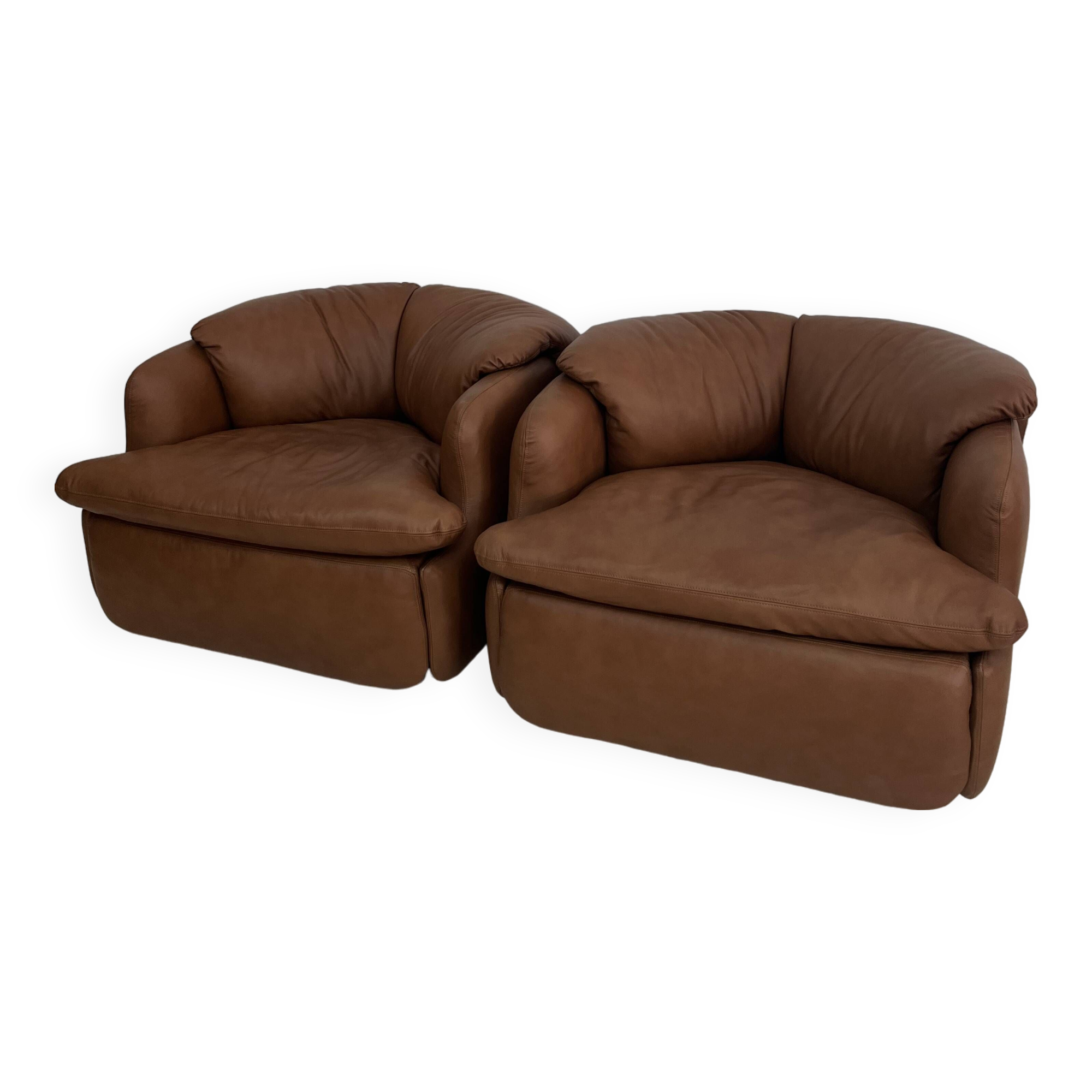 Confidential armchair  atriibuted to alberto rosselli