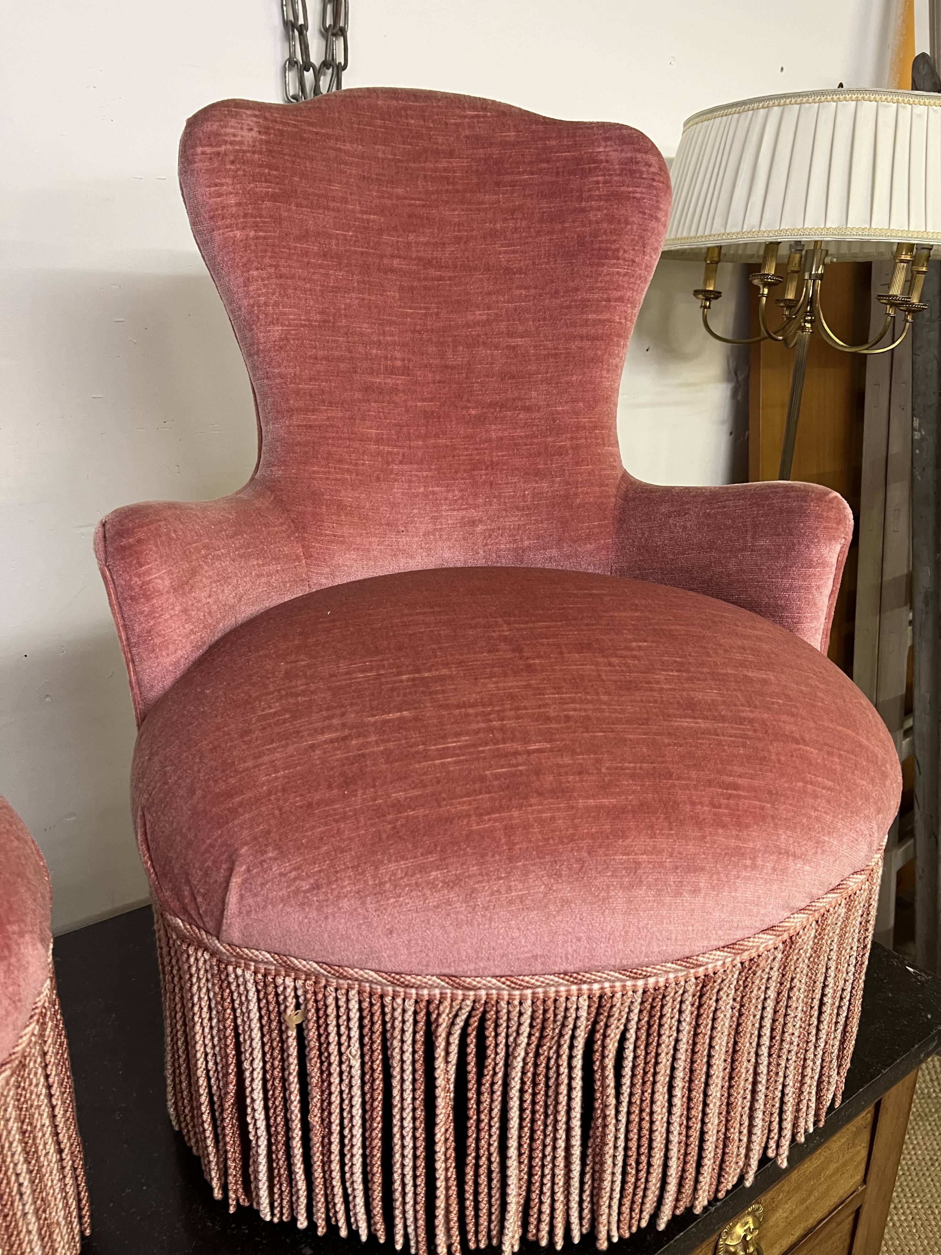 Paire de fauteuils crapaud rose poudré