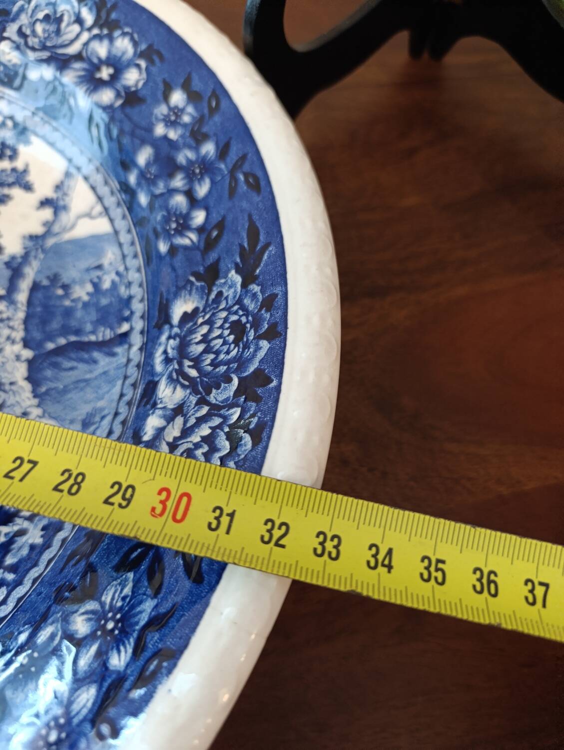 Large round, shallow Villeroy & Boch Rusticana dish - Blue