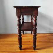 Console ancienne noyer massif desserte