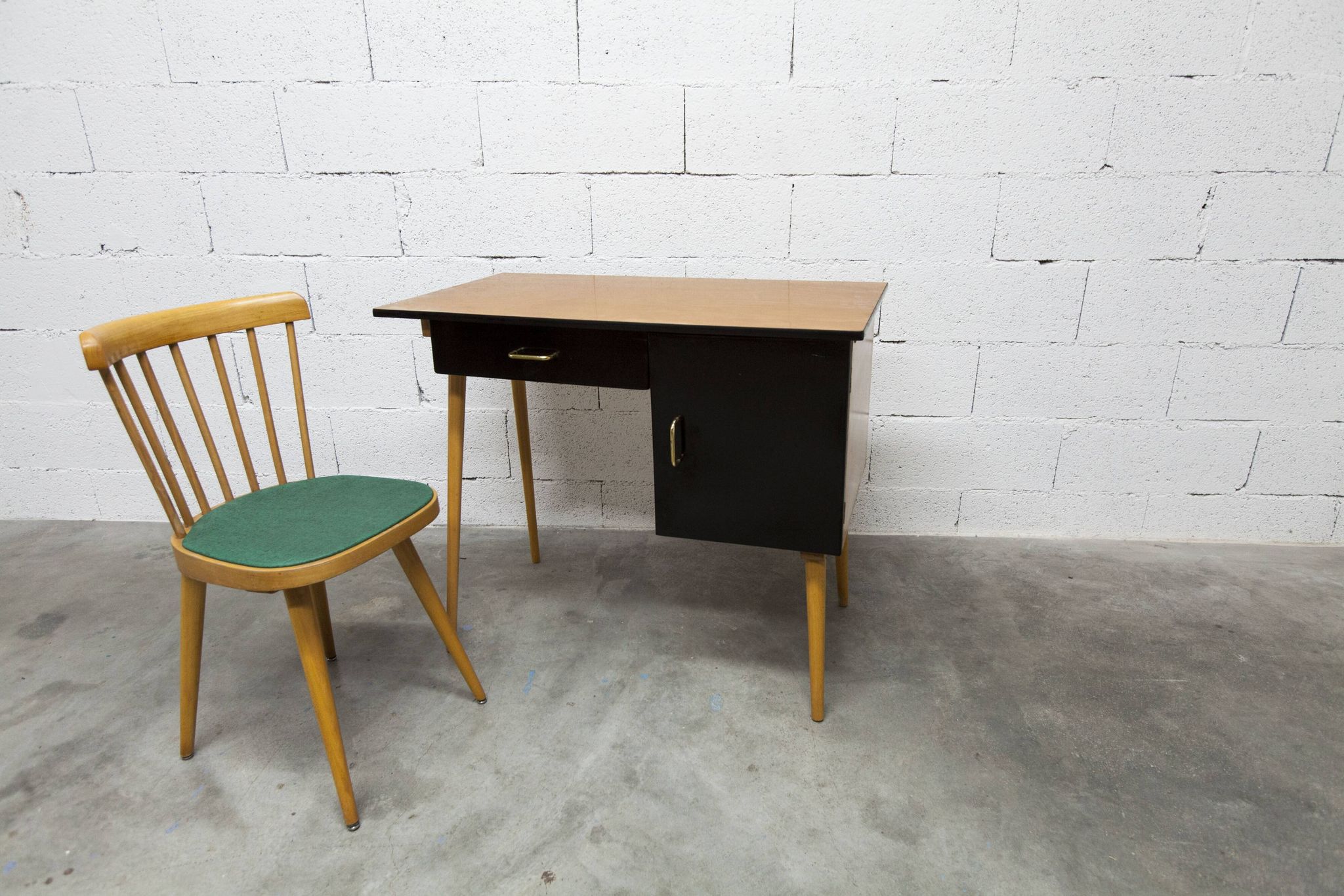 Baumann desk and chair, 1960s, Formica, wood and black, green seat