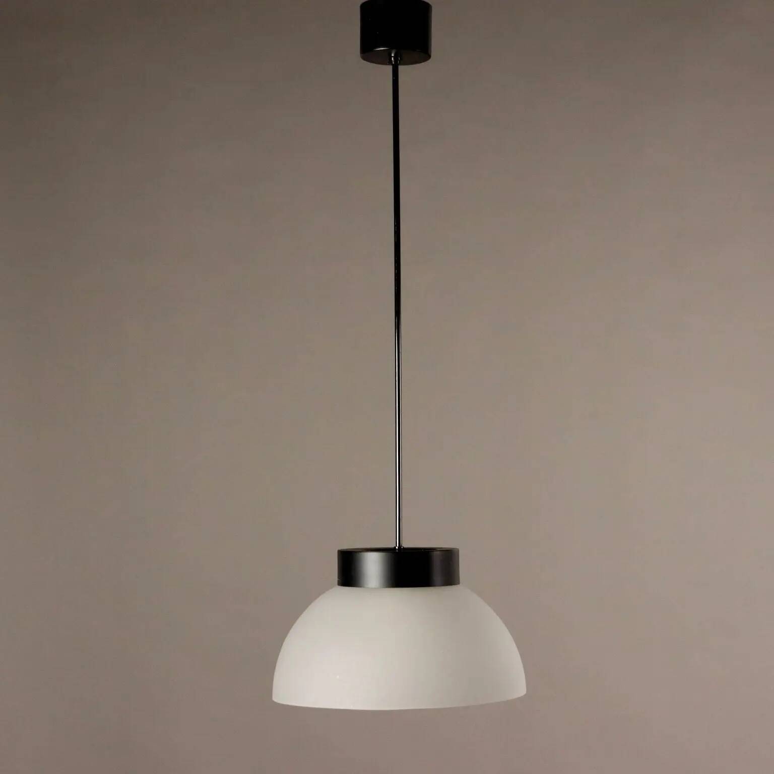 Suspension vintage en aluminium et verre, Italie, années 1970