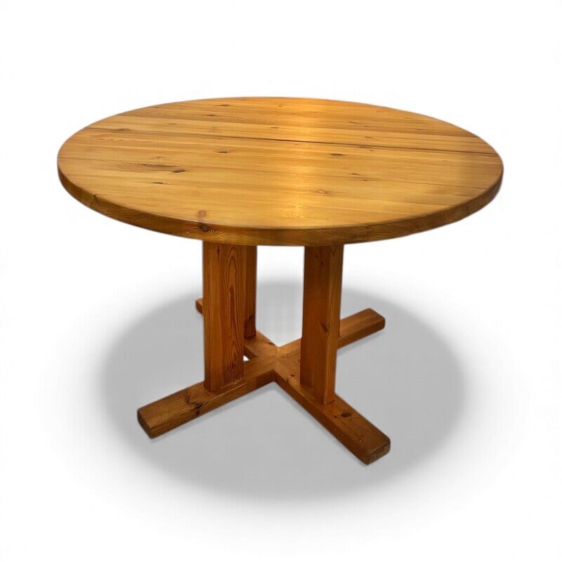 Extendable dining table in pine, Rainer Daumiller style.