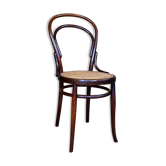 Bistro chair No.14 at the beginning of the 20th century