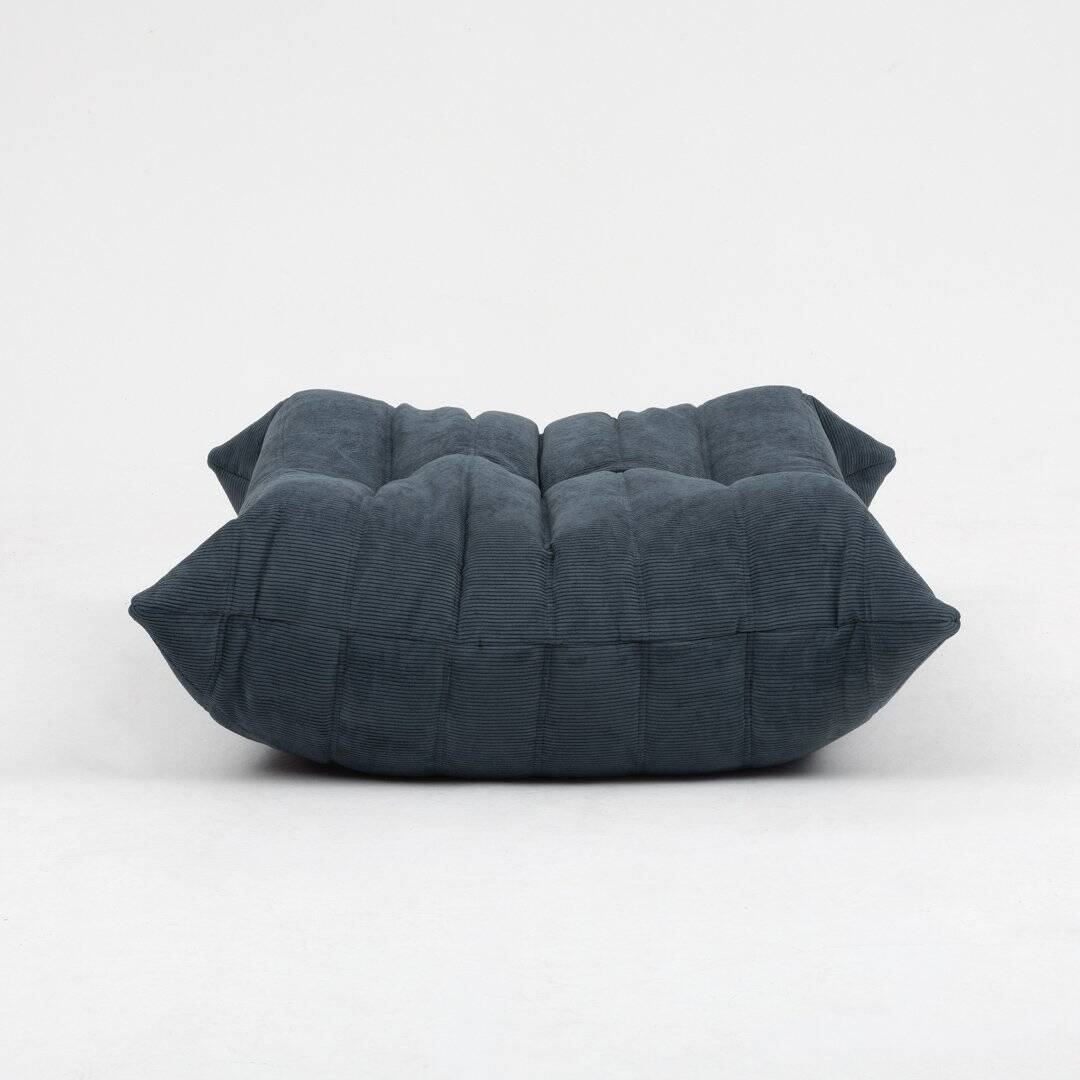 Fauteuil Togo et pouf en velours côtelé gris par Michel Ducaroy pour Ligne Roset, 1973