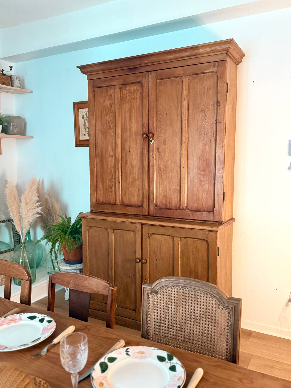 Parisian sideboard in solid wood