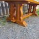 Table de monastère avec 4 chaises et un banc