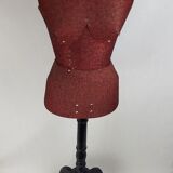Model Bust 50s