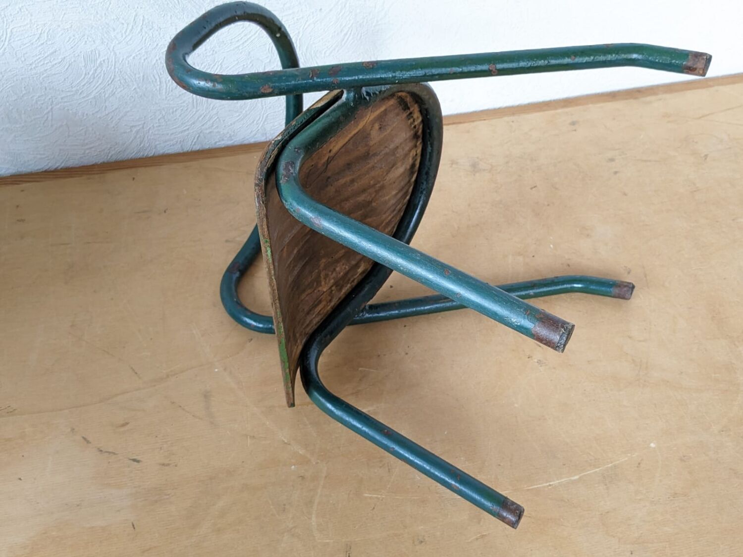 Children's chair by Jacques Hitier
