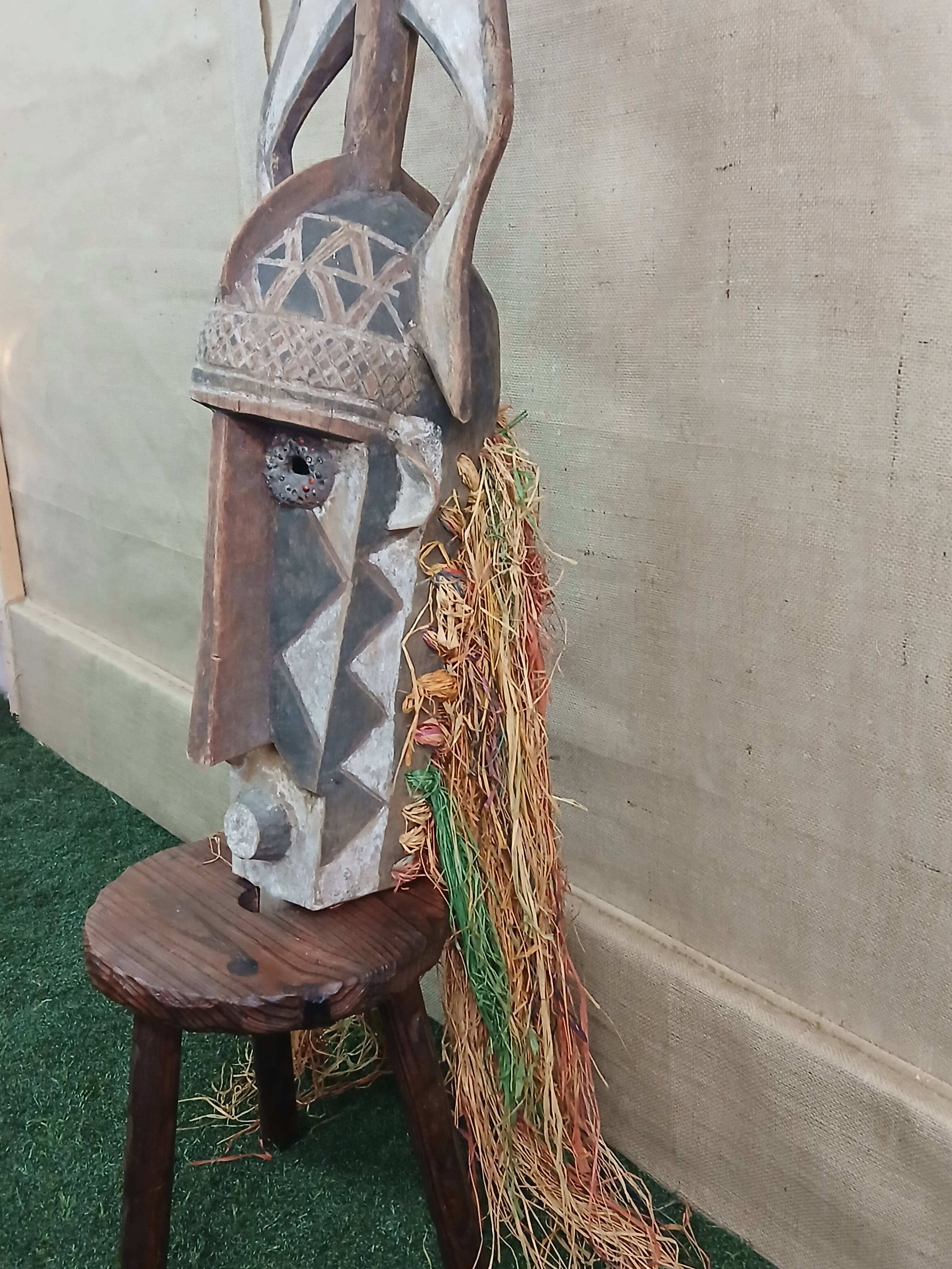 African mask burkina fasso