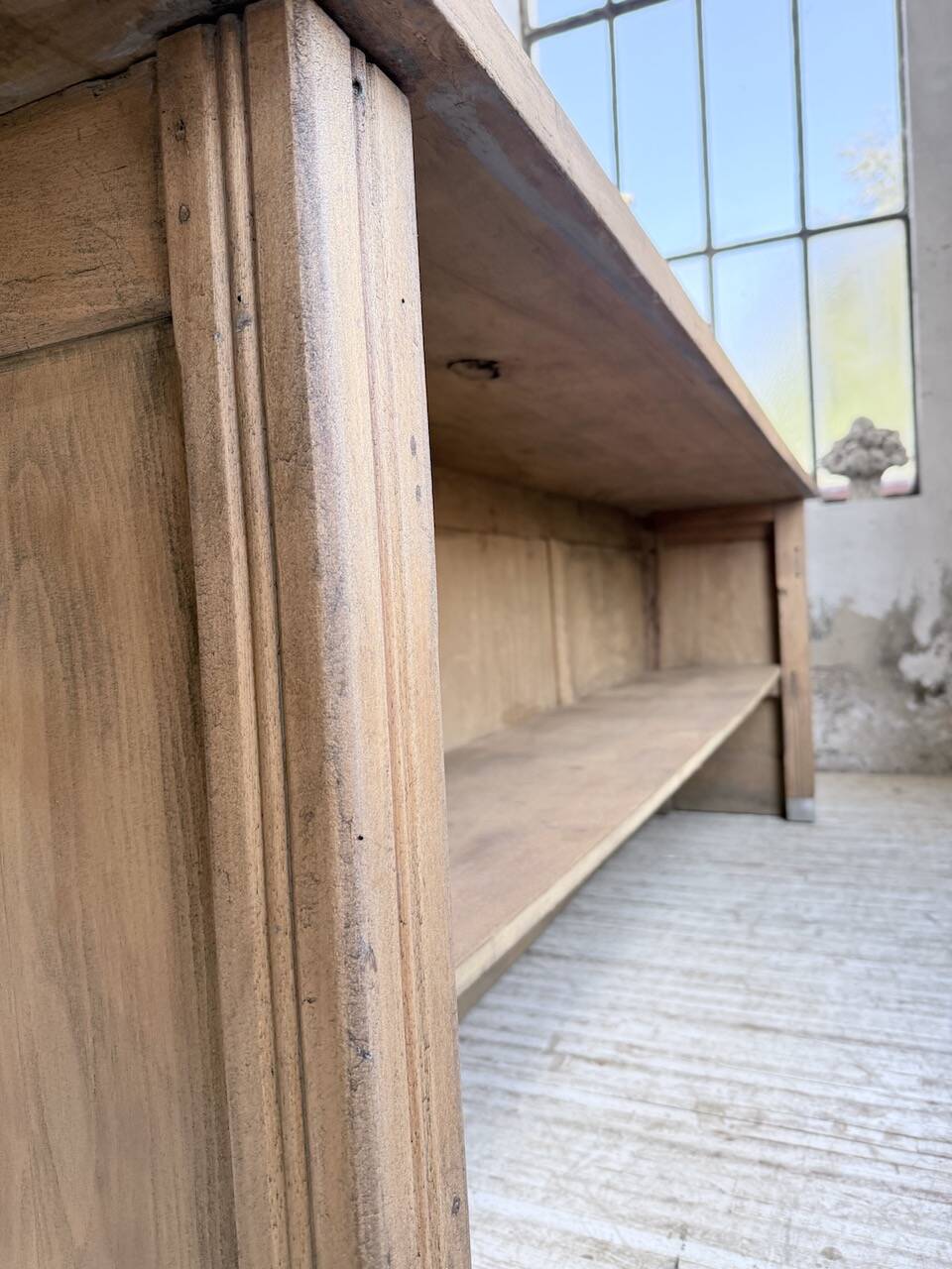 Walnut trade counter 2m5