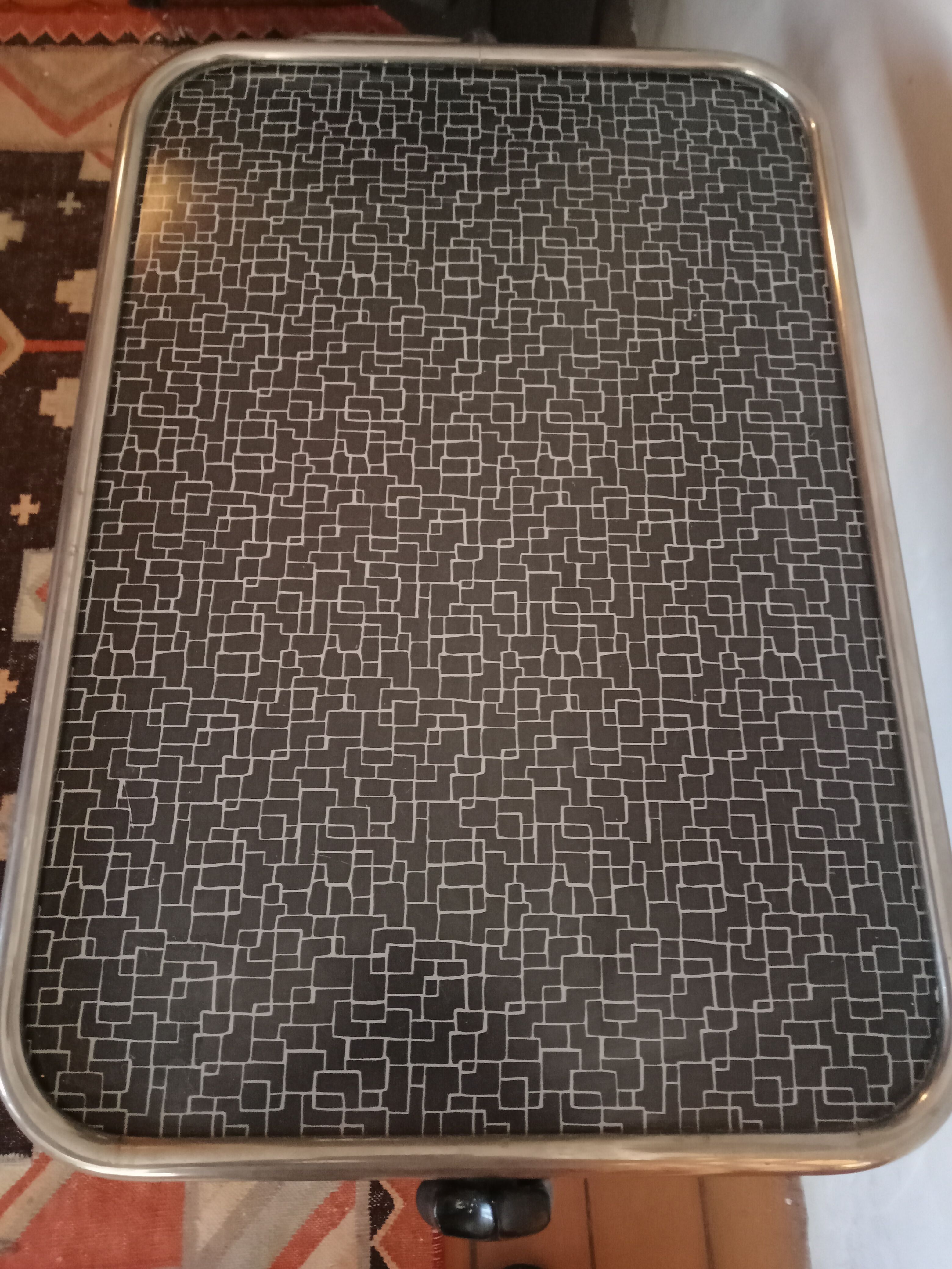 Vintage chrome service