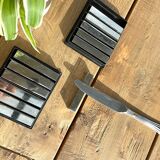 Set of 12 metal knife holders