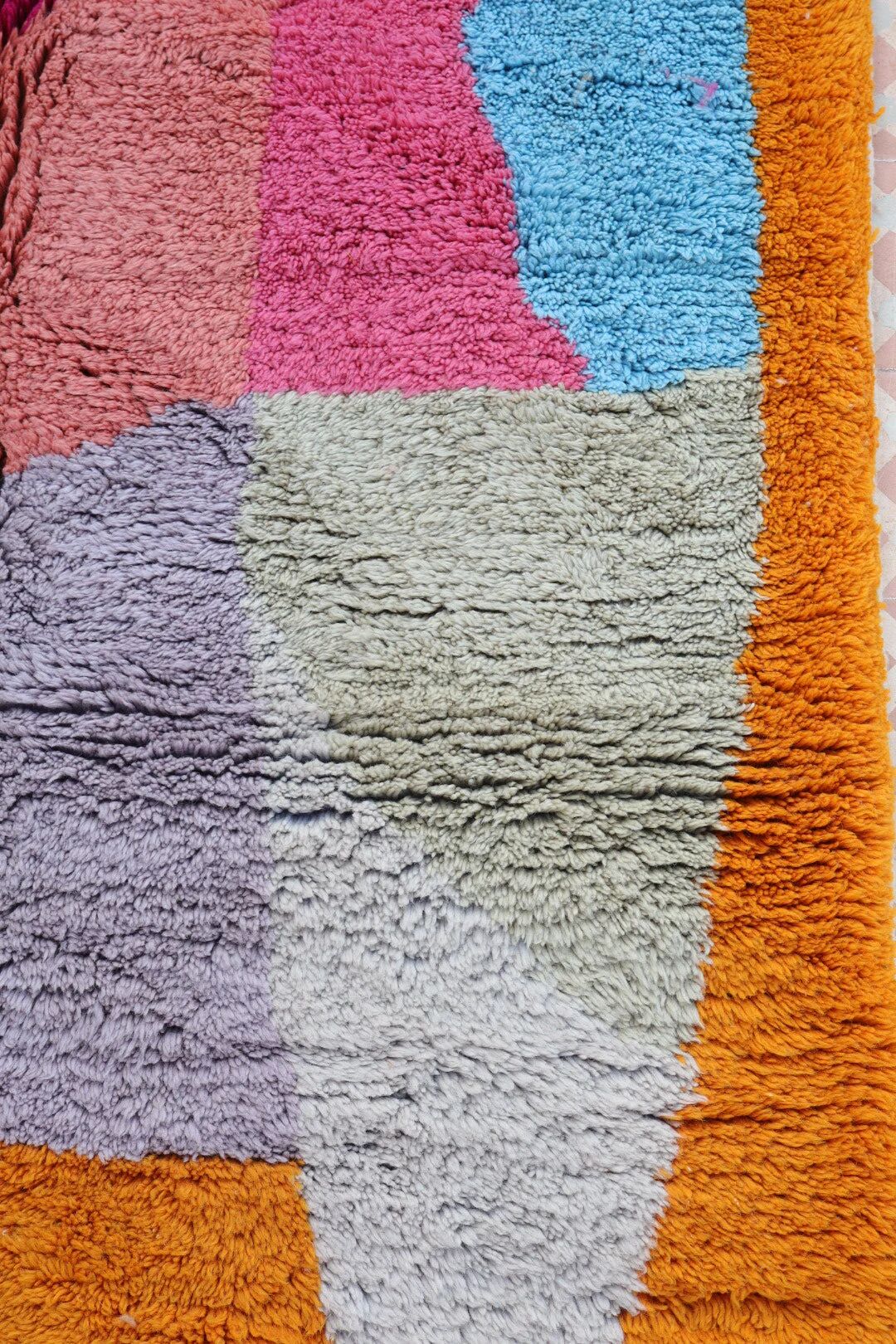 Contemporary high-quality multicoloured Azilal Berber rug - 246 x 153 cm